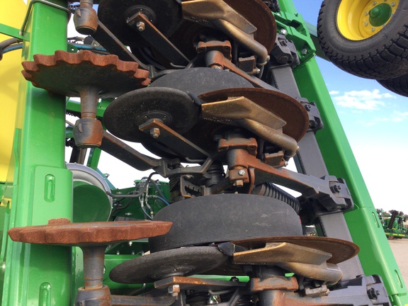 2022 John Deere N540C Air Seeder