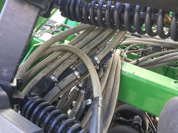2022 John Deere N540C Air Seeder
