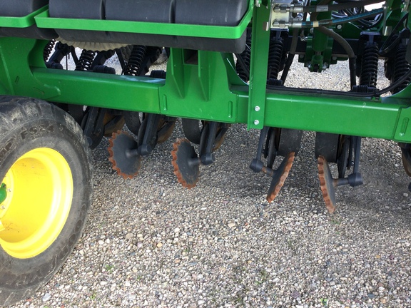 2022 John Deere N540C Air Seeder