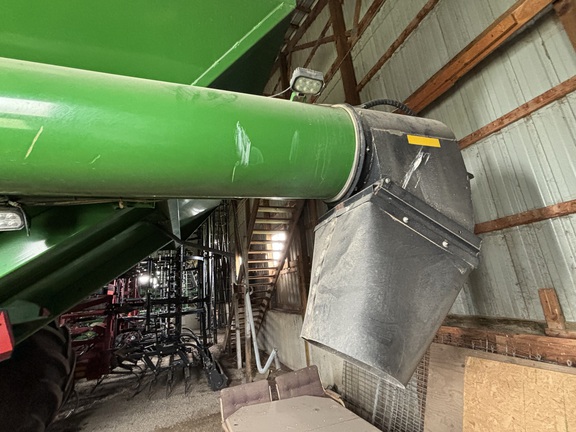 2019 Parker 1142 Grain Cart