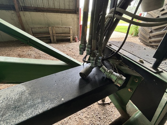 2019 Parker 1142 Grain Cart
