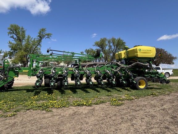 2024 John Deere DB60 Planter