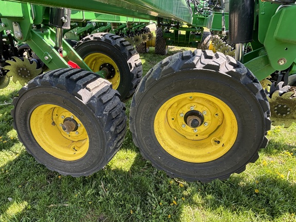 2024 John Deere DB60 Planter