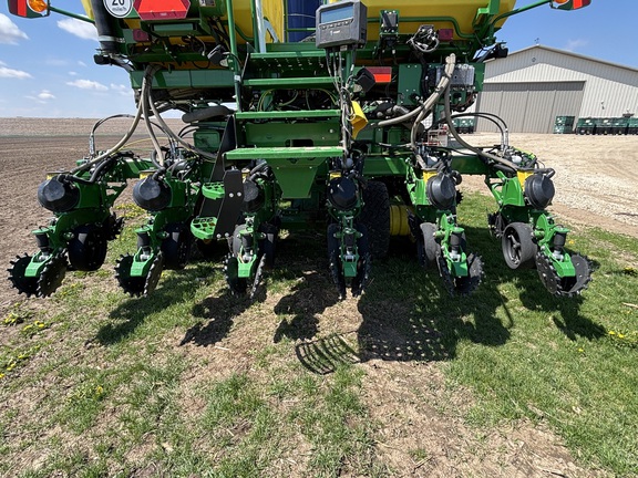 2024 John Deere DB60 Planter