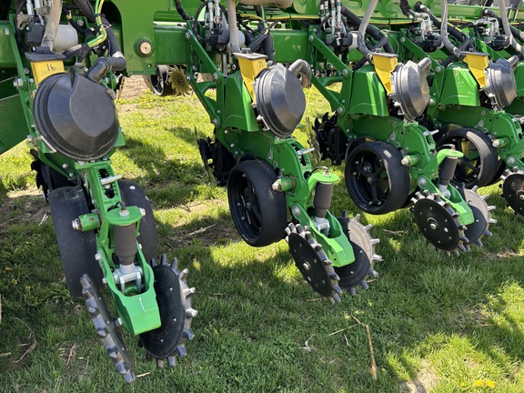 2024 John Deere DB60 Planter