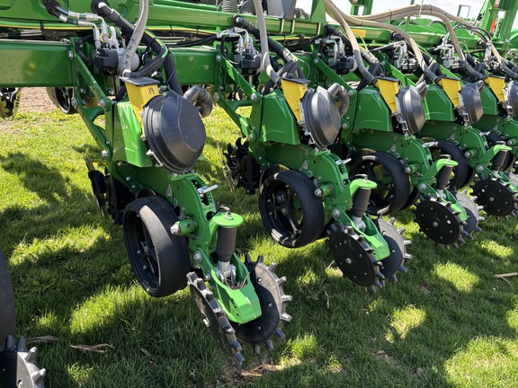 2024 John Deere DB60 Planter