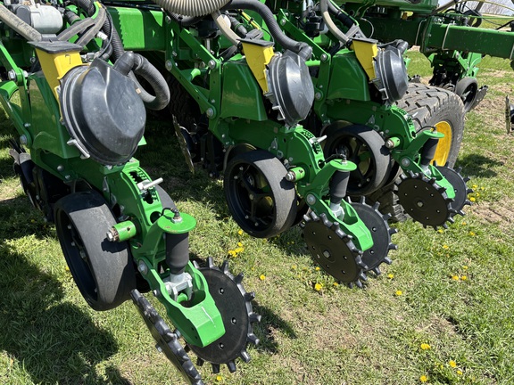 2024 John Deere DB60 Planter