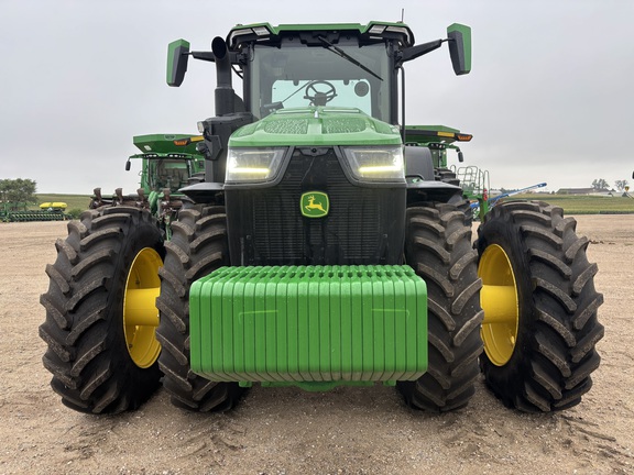2025 John Deere 8R 370 Tractor