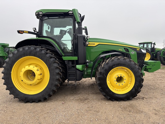 2025 John Deere 8R 370 Tractor