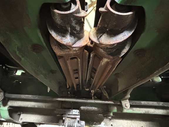 2012 John Deere 612C Header Corn Head