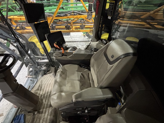 2022 Hagie STS16 Sprayer/High Clearance