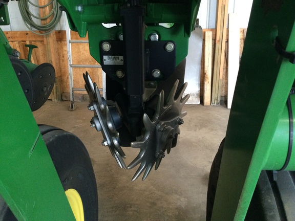 2012 John Deere 1770NT CCS Planter