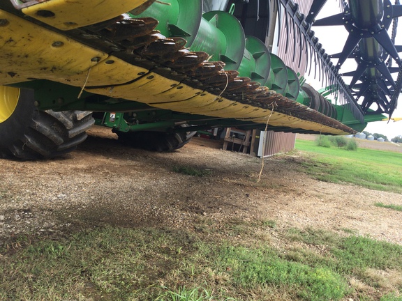 2012 John Deere 630F Header Combine