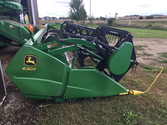 2012 John Deere 630F Header Combine