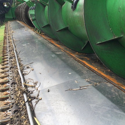 2012 John Deere 630F Header Combine