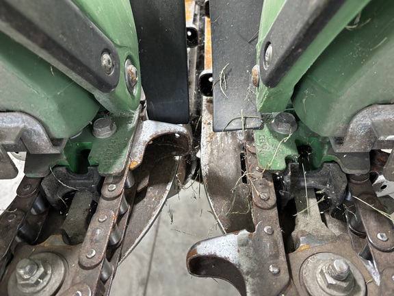 2022 John Deere C12R Header Corn Head