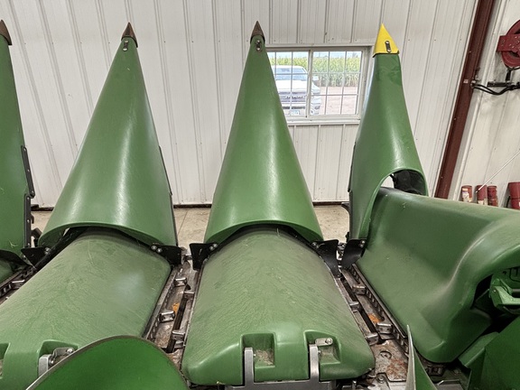 2022 John Deere C12R Header Corn Head