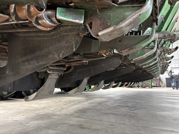 2022 John Deere C12R Header Corn Head