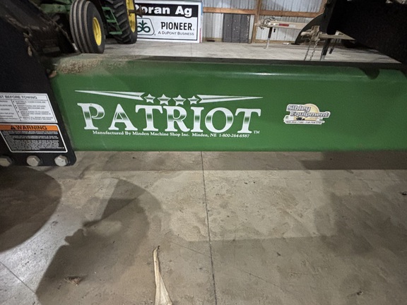 2017 Patriot 37 Header Transport