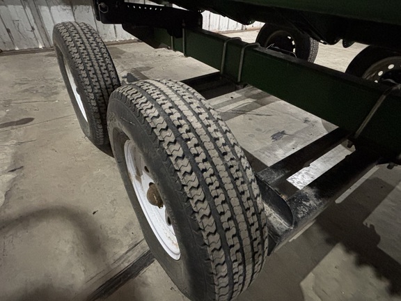 2017 Patriot 37 Header Transport