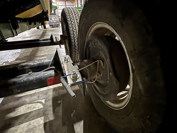 2017 Patriot 37 Header Transport