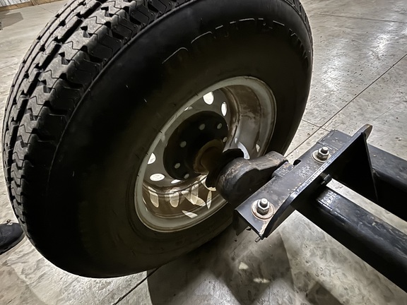 2017 Patriot 37 Header Transport
