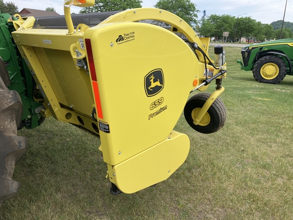 2021 John Deere 659 Header Forage