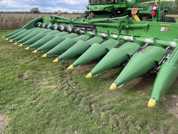 2019 John Deere 712FC Header Corn Head