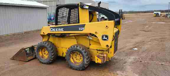 2008 John Deere 325 Skid Steer Loader