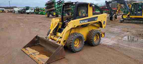 2008 John Deere 325 Skid Steer Loader