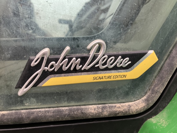 2022 John Deere 8R 370 Tractor