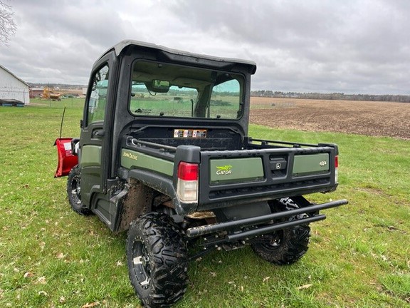 2018 John Deere XUV 835R ATV