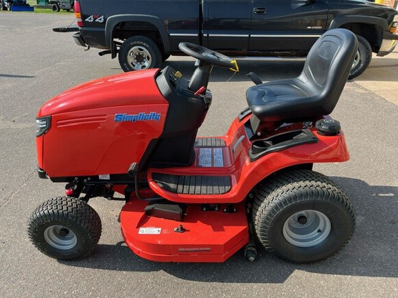 Simplicity Regent 23 Garden Tractor