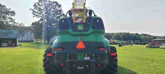 2022 John Deere 9800 Forage Harvester