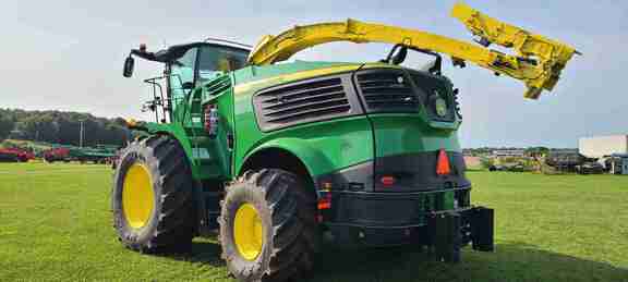 2022 John Deere 9800 Forage Harvester