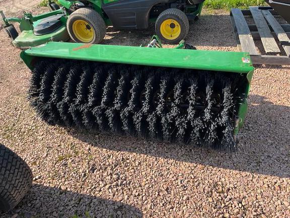 2015 John Deere 1575 Mower/Front Deck