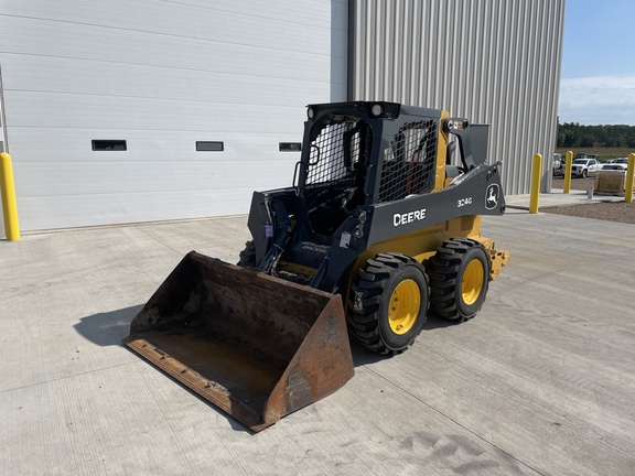 2022 John Deere 324G Skid Steer Loader