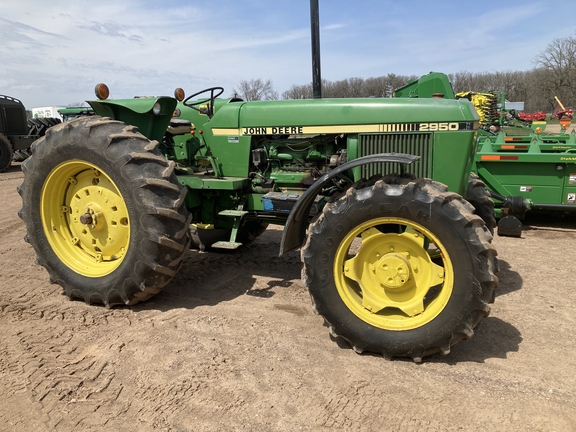 1983 John Deere 2950 Tractor