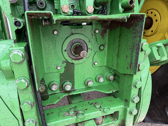 2021 John Deere 7R 230 Tractor