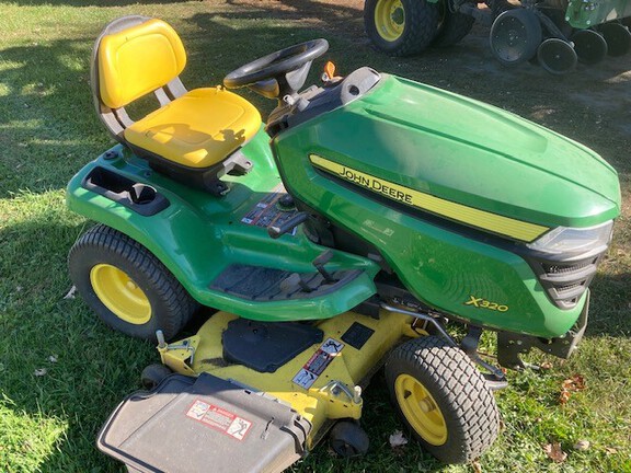 2015 John Deere X320 Garden Tractor