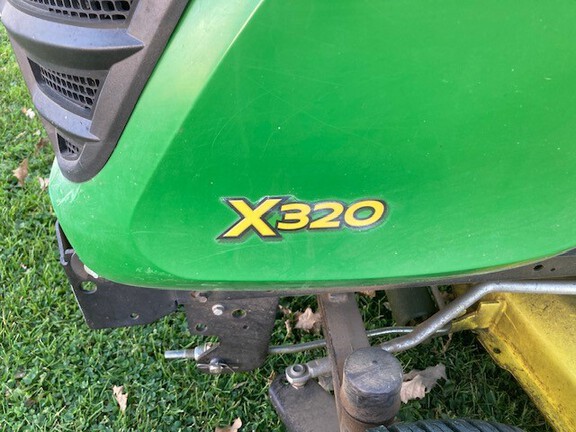 2015 John Deere X320 Garden Tractor