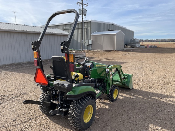 2021 John Deere 1025R Tractor Compact