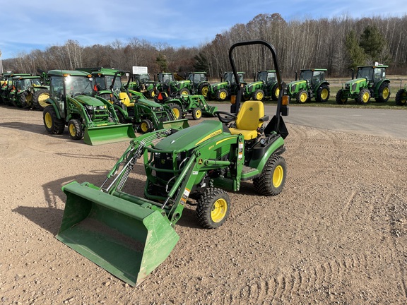 2021 John Deere 1025R Tractor Compact