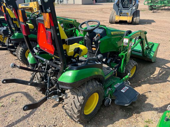 2019 John Deere 1025R Tractor Compact