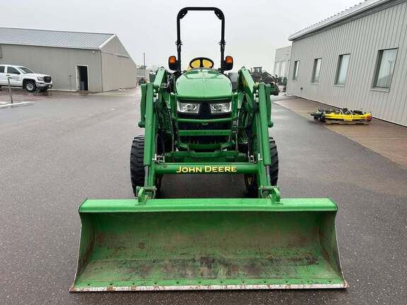 2017 John Deere 4066R Tractor Compact