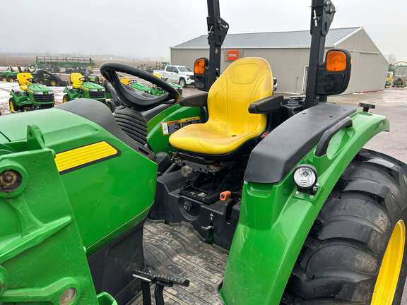 2017 John Deere 4066R Tractor Compact