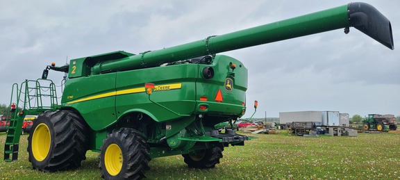 2020 John Deere S790 Combine