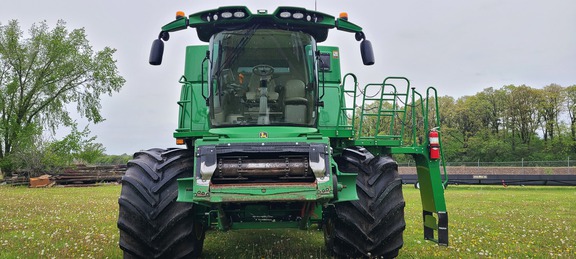 2020 John Deere S790 Combine