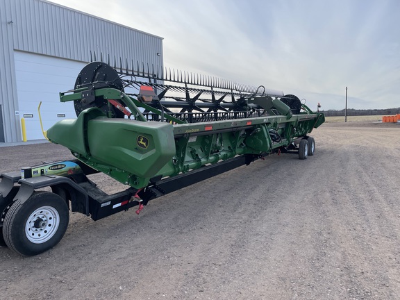 2024 John Deere RD40F Header Combine