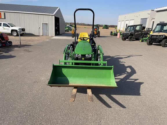 2022 John Deere 1025R Tractor Compact